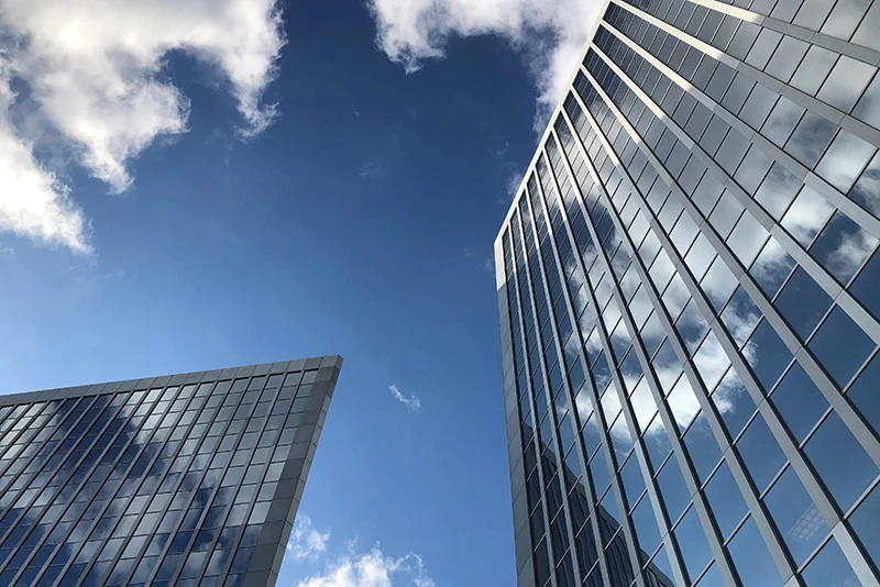 Photo of First Midwest Bank's corporate HQ in Chicago