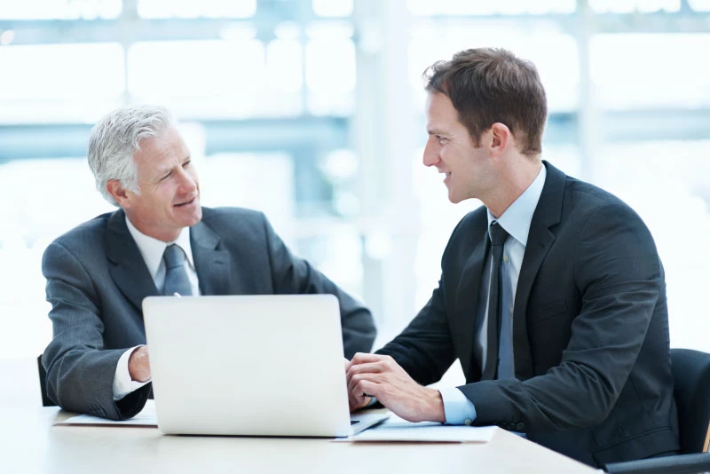 A client meeting with his banker